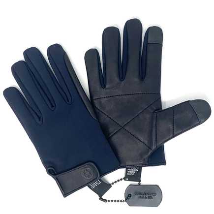 Our leather gloves offer a blend of timeless style and comfort. Crafted from premium leather, they provide warmth, durability, and a sleek design, making them perfect for both formal and casual occasions. For more info visit "https://philleywood.com/collections/cycling-gloves"
