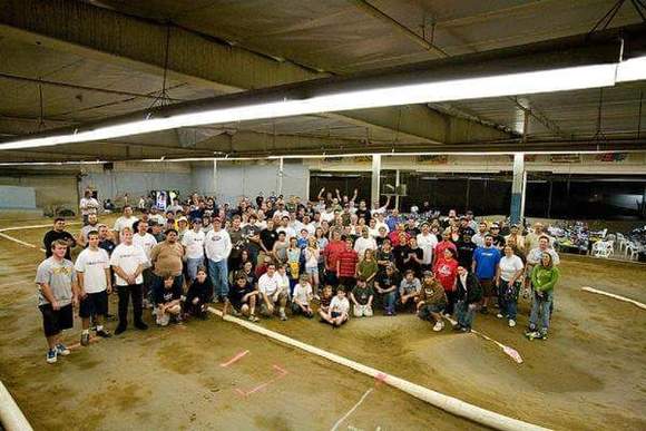 SoCal RC Raceways Last Night. 12-16-2007. Speak up if your in this picture.