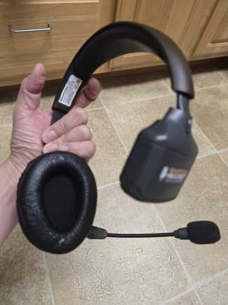 PU Leatherette Earpad: Pls take note for Conditions as stored and not used for more than 2 years in packing