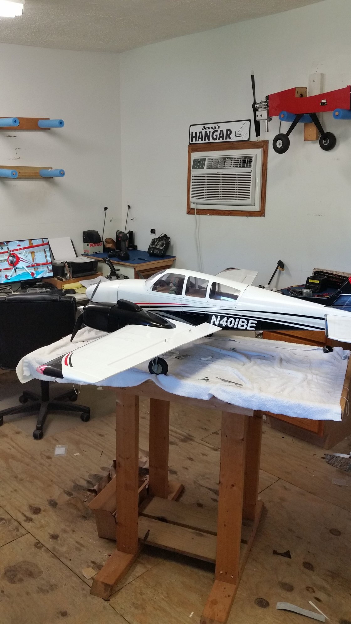 Vq beechcraft baron twin engine with vq electric retracts RCU Forums