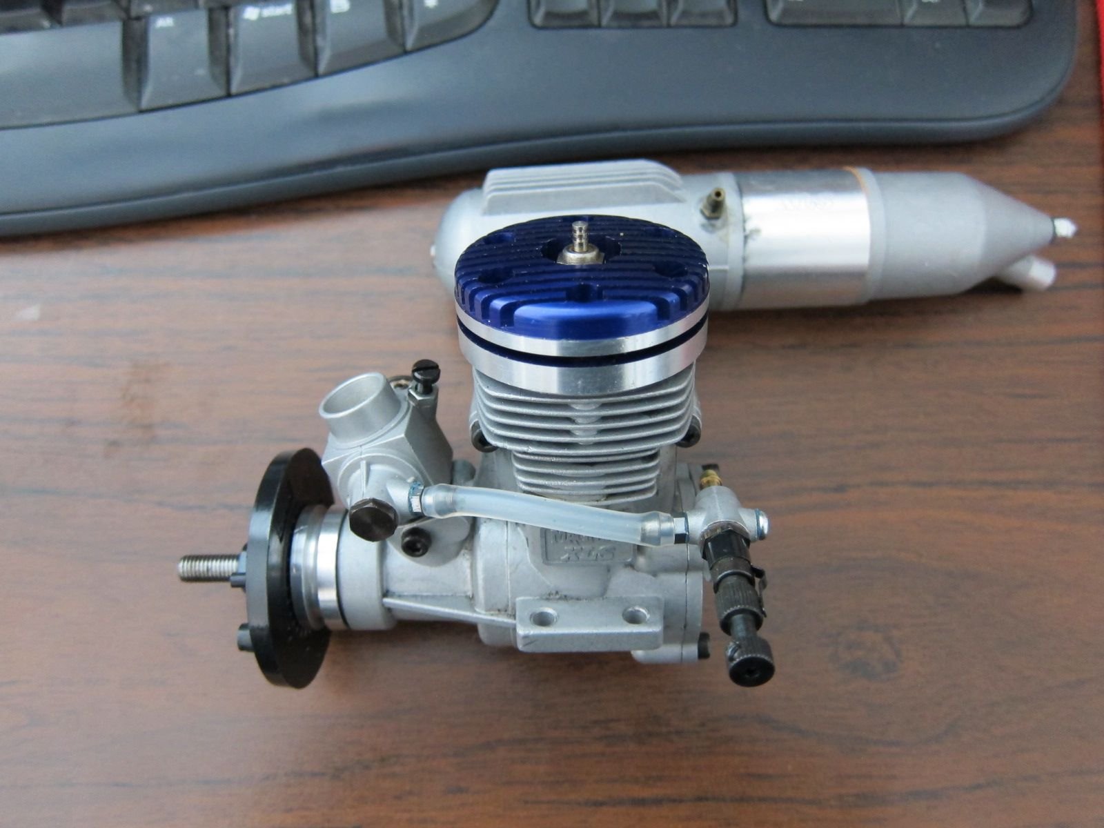 2 stroke nitro engine