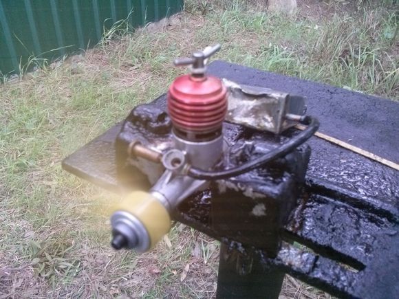 "Bubblepack" Taipan 1.5cc PB diesel. First run, ever. Circa 1958.