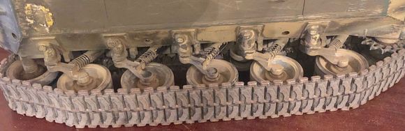 Closer look at the suspension from the bottom side. Front of tank is to the left.