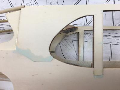 In the morning, despite being as hard as it would ever get, the glaze looked like this after 30 seconds with the multitool sander and 10 seconds of swiping with a block. 