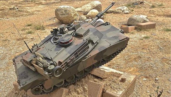 Tamyia Abrams on “brake over” obstacle.