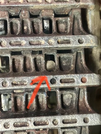 Simple jammed pebbles like this cause the track to override the sprockets. This happened quite often and was something not experienced with the Tamiya tracks.