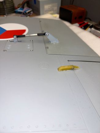 Aileron control linkage