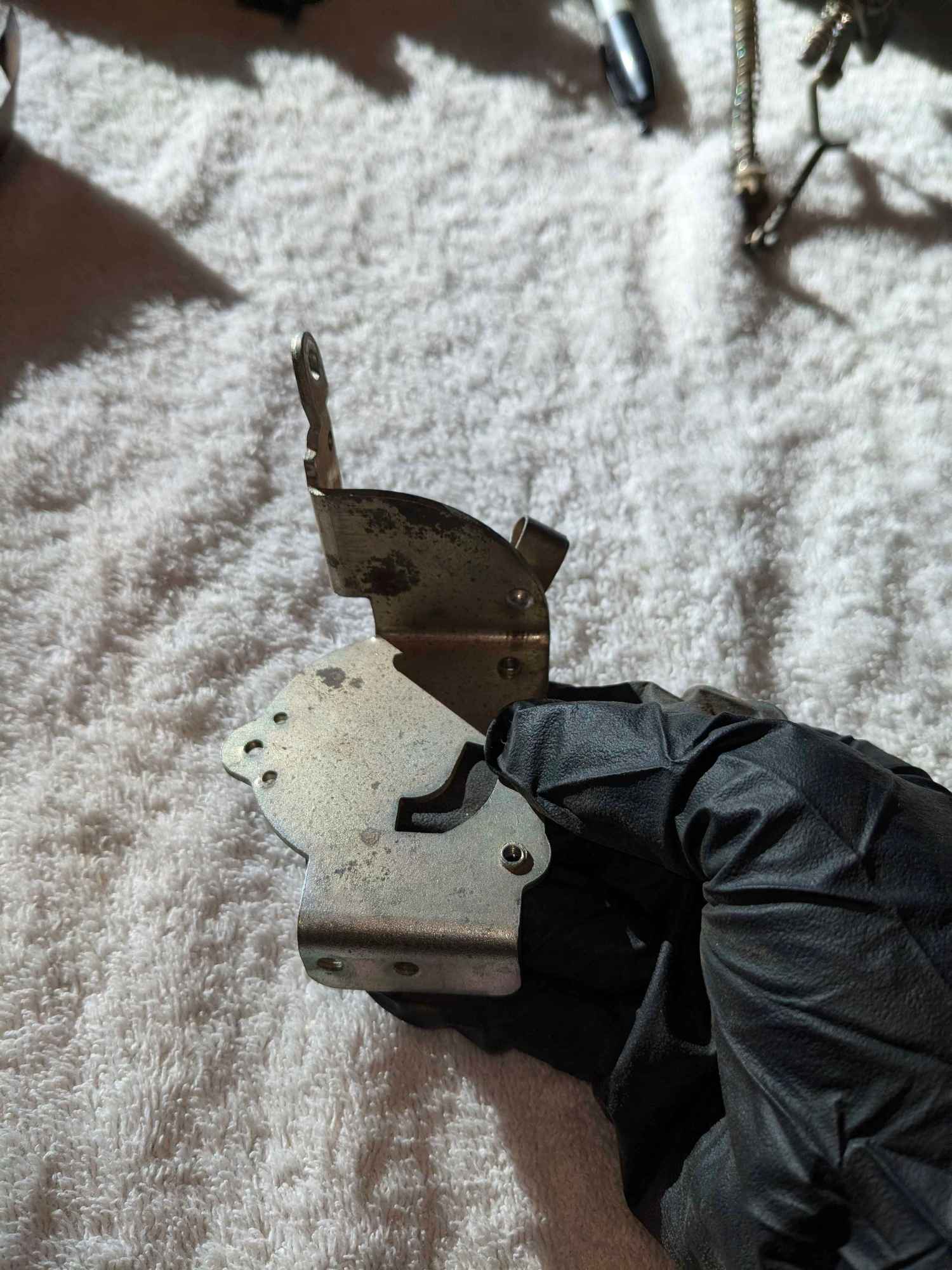 Part 9: Unknown bracket, not sure what it fits on or what fits on it
