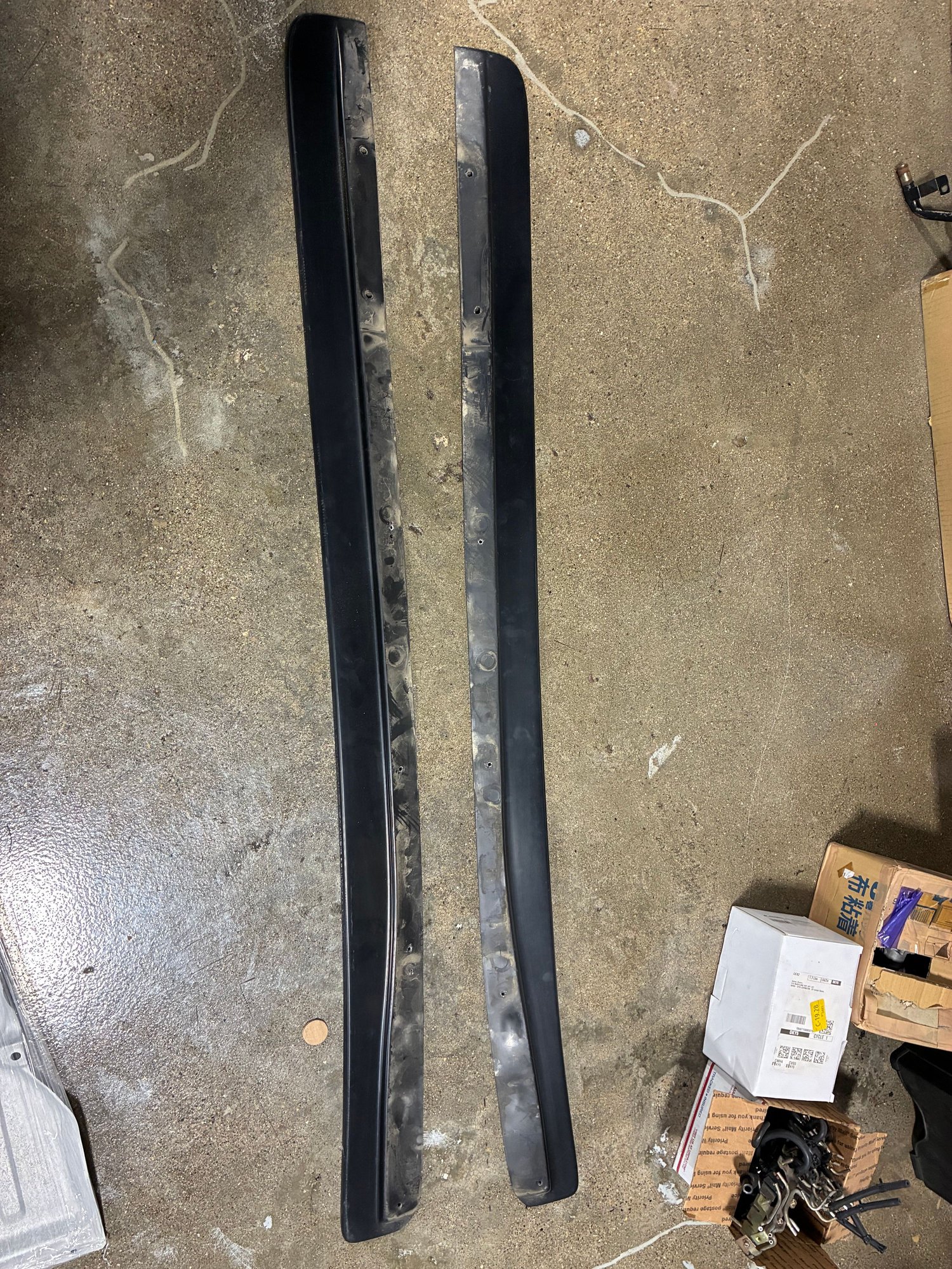 Exterior Body Parts - Rear diffuser, OEM spoiler, carbon fiber duct, lights, etc - Used - -1 to 2027  All Models - Lexington, KY 40508, United States