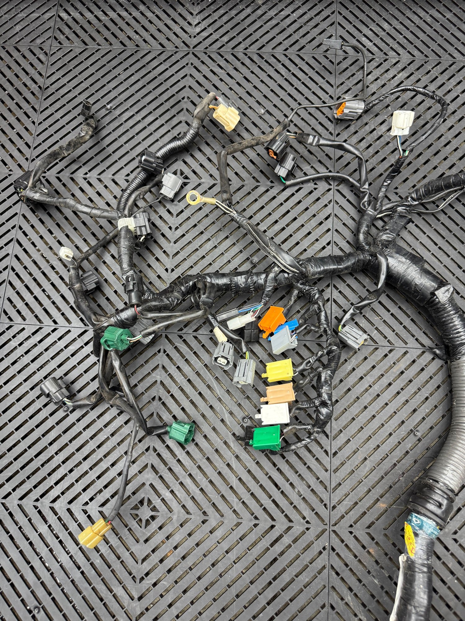 Engine - Electrical - Mazda RX7 FD3S Engine Wiring Harness - Used - 1992 to 1995 Mazda RX-7 - Birmingham, MI 48323, United States