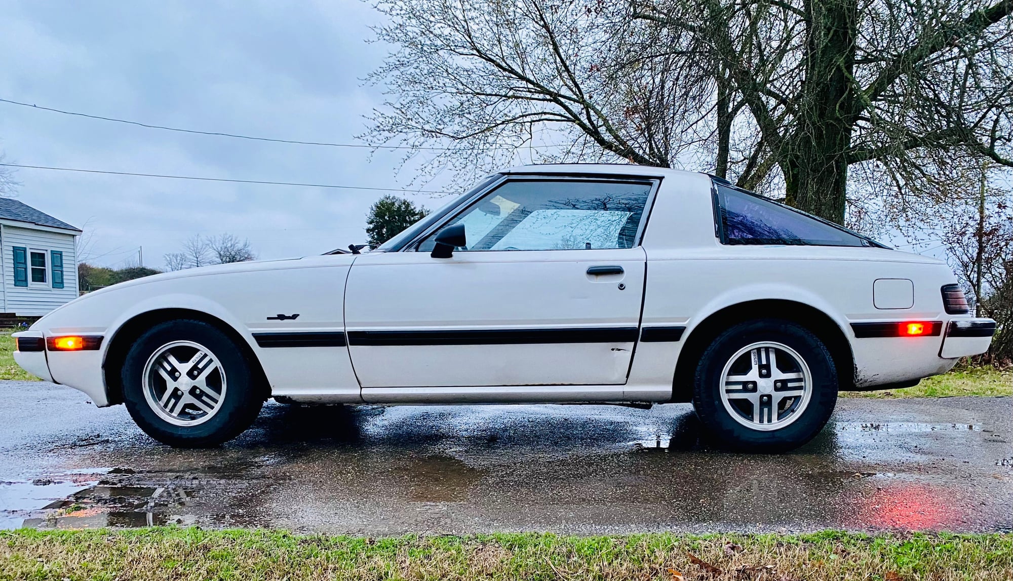1985 Mazda RX-7 - 1985 RX-7 GSL North AL - Used - VIN JM1FB3312F0894876 - 182,374 Miles - Manual - White - Athens, AL 35614, United States