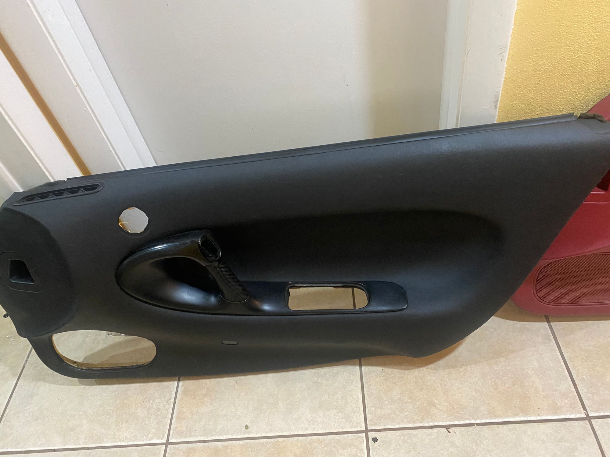 Interior/Upholstery - Fd lhd passenger side door panels - Used - 1993 to 1995 Mazda RX-7 - Miami, FL 33173, United States