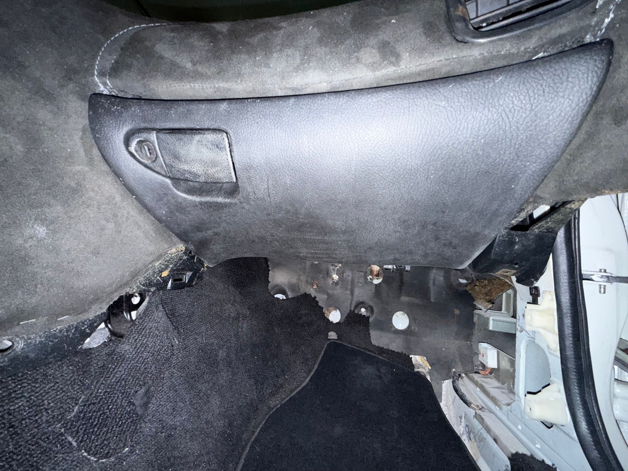 Interior/Upholstery - FD LHD Glove Box - Used - 1993 Mazda RX-7 - Valencia, CA 91380, United States