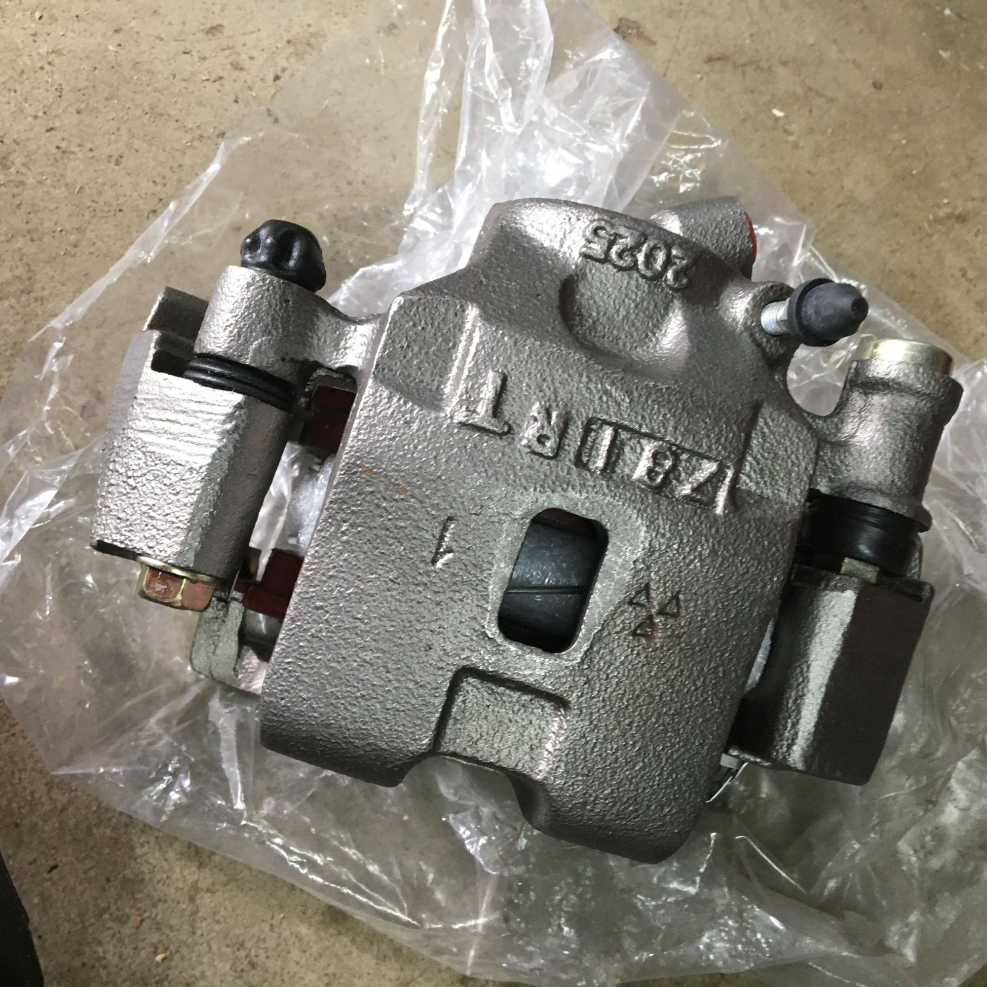 Steering/Suspension - GSL-SE FB 4x114.3 Front Spindles w/ Tokico Illumina Shocks/Springs - Used - 1984 to 1985 Mazda RX-7 - Chattanooga, TN 37412, United States