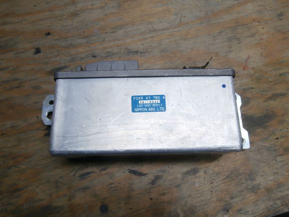 S5T2 ABS Control/computer box
