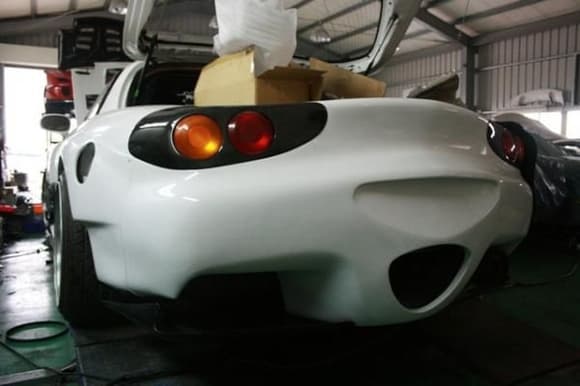 RE Amemiya Super Greddy 7  Rear with Carbon light covers