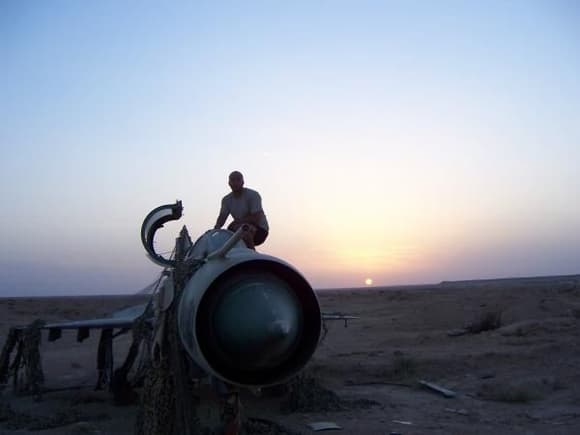 found a MIG out in the desert .....Iraqistan 07