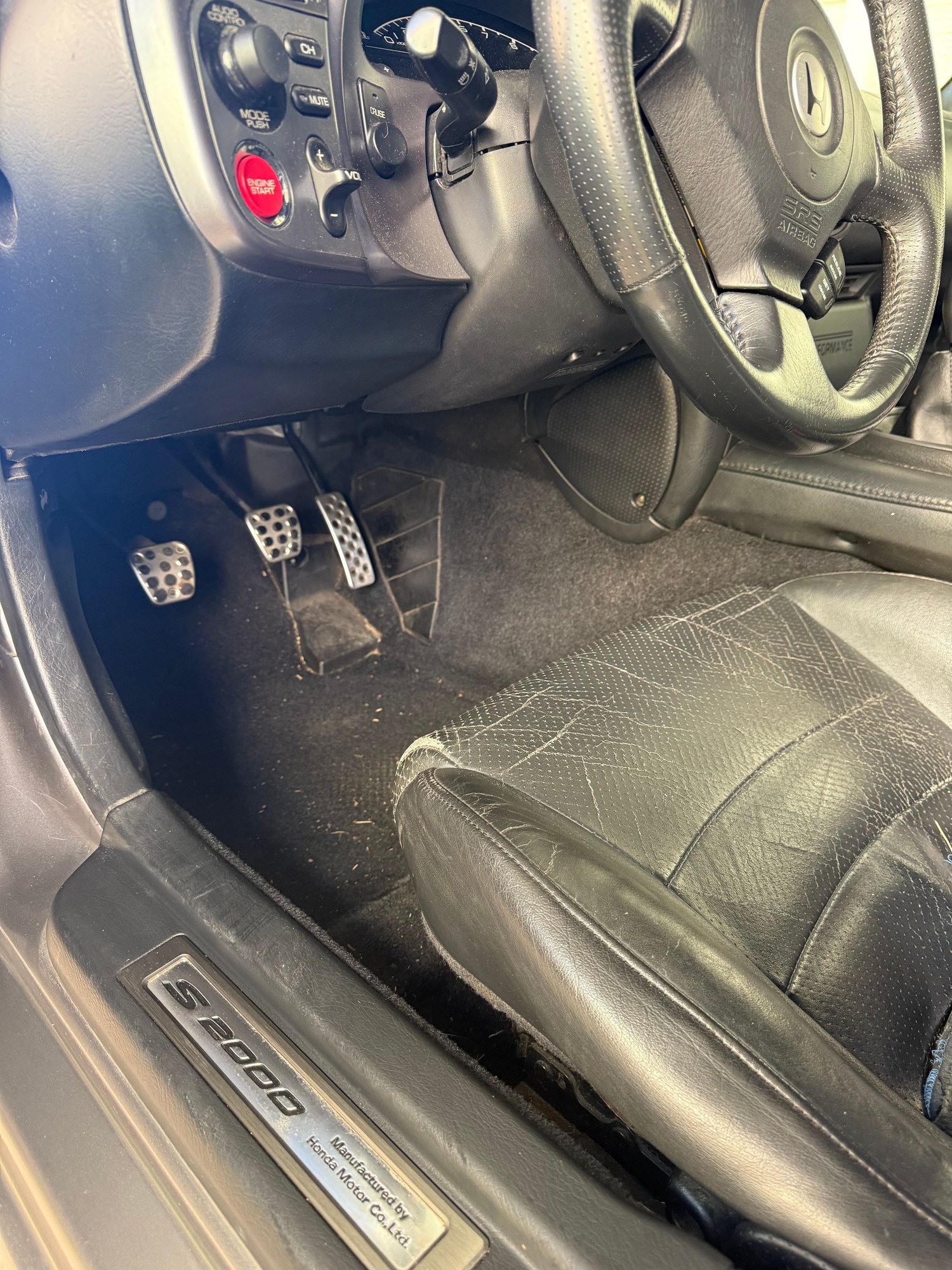 2003 Honda S2000 - Honda S2000 Driver's Side OEM Carpet - New - VIN 83352-S2A-A04ZA - Shreveport, LA 71105, United States