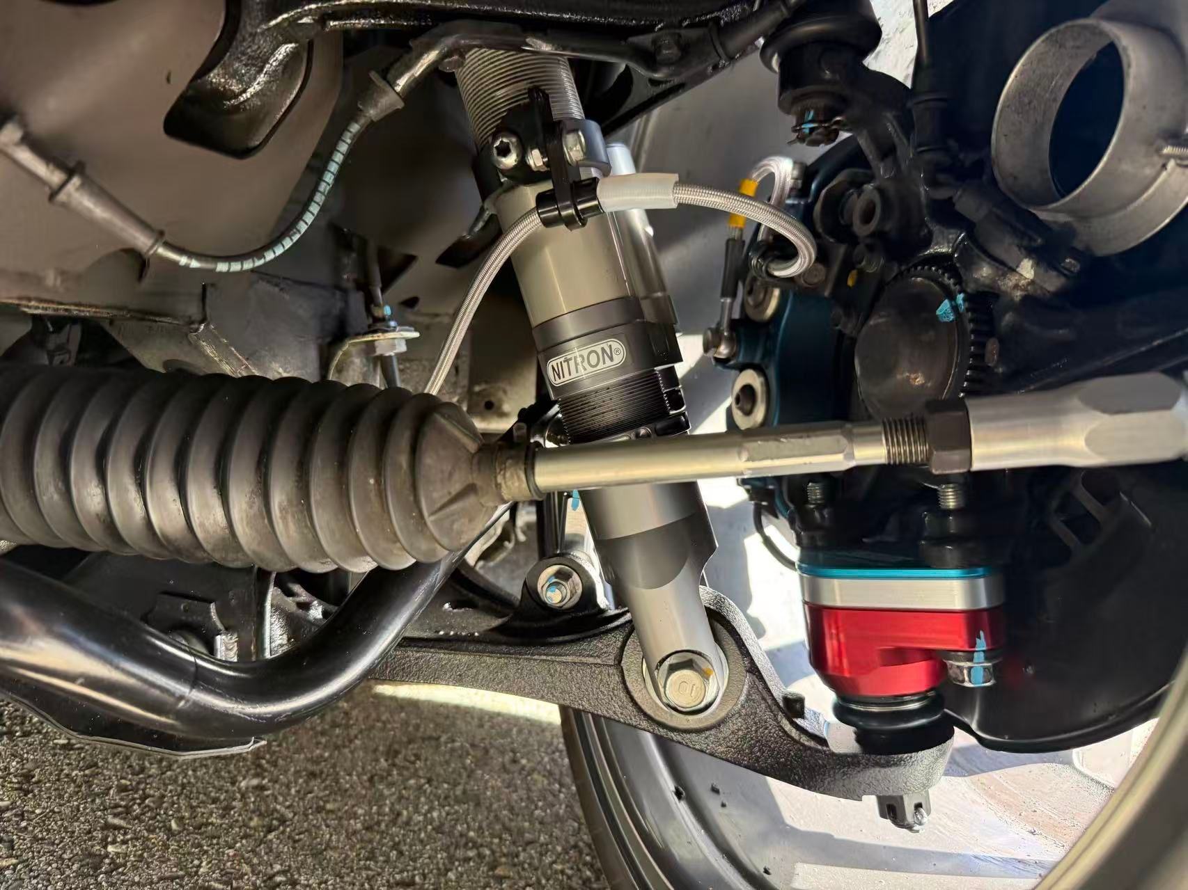 I added 25mm roll center correction, a significant change!!!