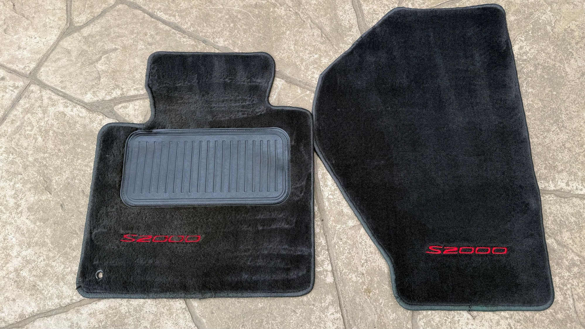 Interior/Upholstery - Discontinued AP1 OEM Black Floor mats 08P15-S2A-1000-3, 08P15-S2A-1000-02 - Used - -1 to 2026  All Models - Worthington, OH 43085, United States