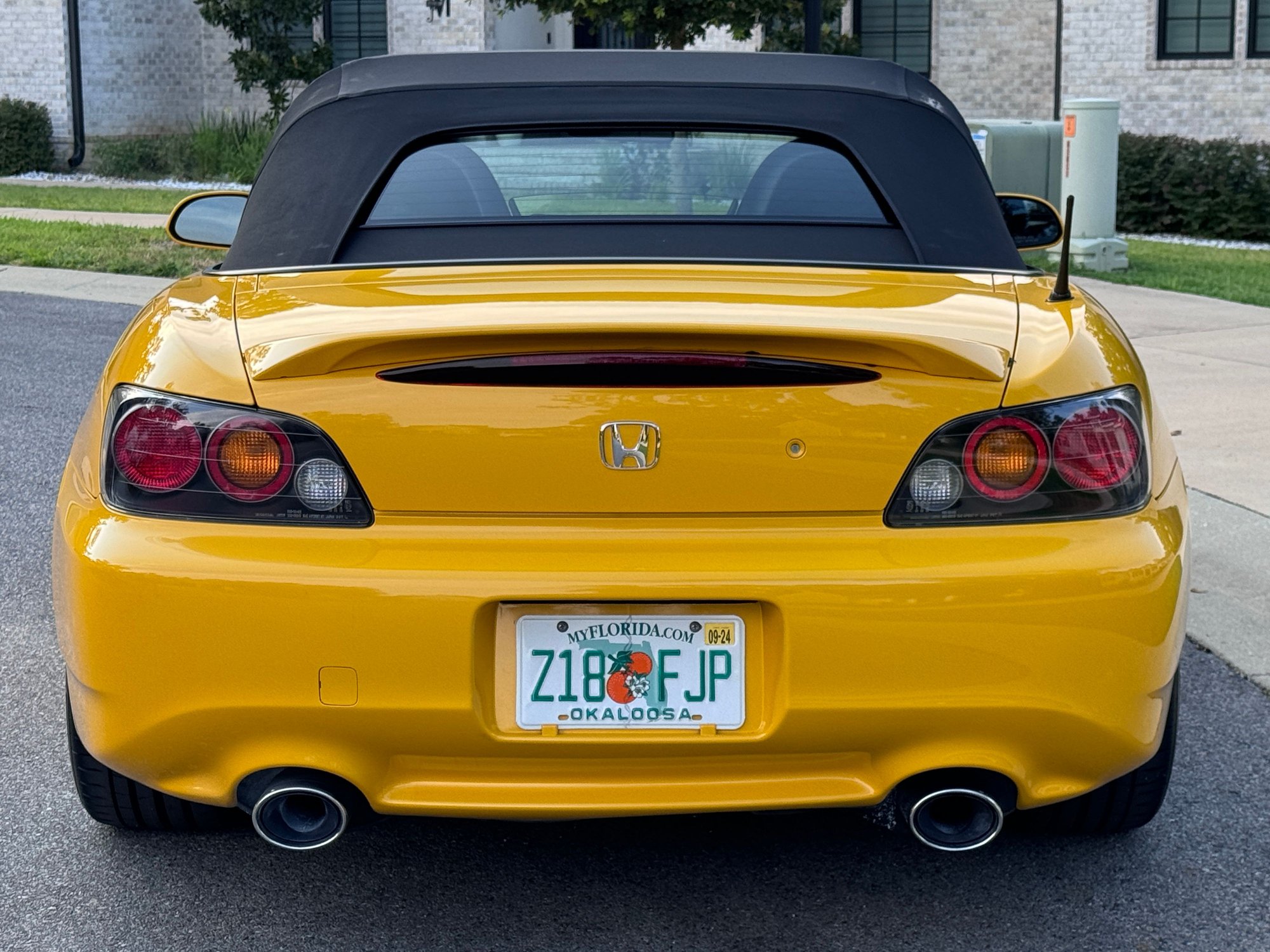 2006 Honda S2000 - FL 2006 Rio Yellow Pearl S2000 49540 miles - Used - VIN JHMAP21426S002129 - 49,540 Miles - 4 cyl - 2WD - Manual - Convertible - Yellow - Niceville, FL 32578, United States