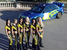 2003pirelli_Girls2.jpg