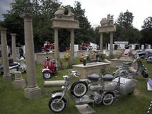 Vespa-Garden.jpg