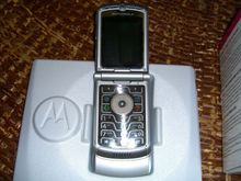 Razor phone3.jpg