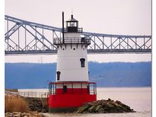 lighthouse2pp.jpg