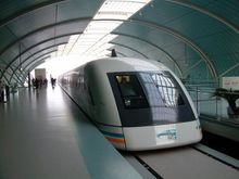 x shanghai_maglev-head-in_station.jpg