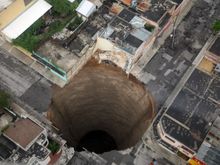 guatemala sinkhole