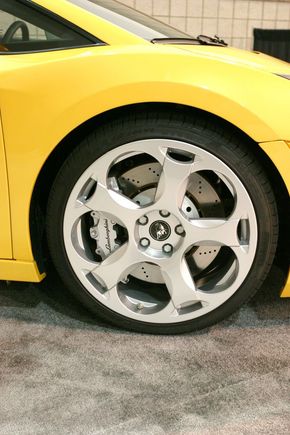 lambo-wheel-100-percent-ori.jpg