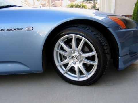 MY04 wheels0002.JPG