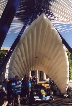 Renault-pits.JPG