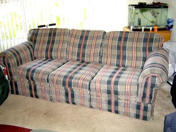 3seatCouch.jpg