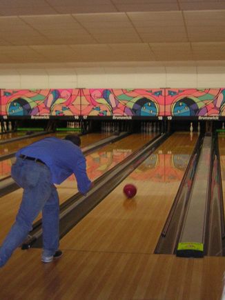 SHSM Bowling Night Oct06 19.JPG