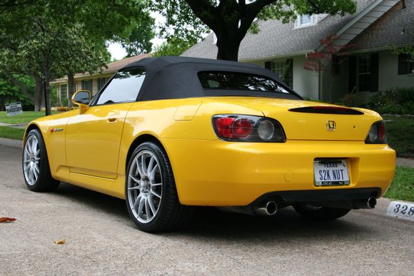 With new 18" O.Z. Ultraleggera Wheels