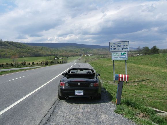 1. VW sign.JPG