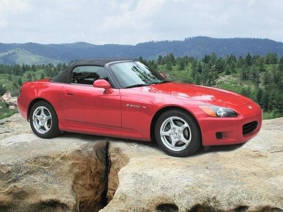 car on rock640.jpg