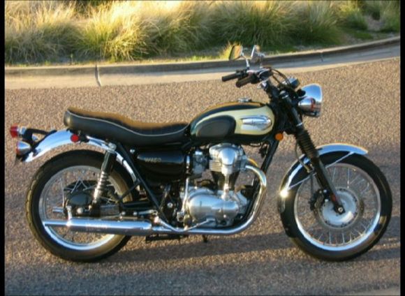 01 Kawasaki W650