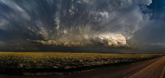storm comin
