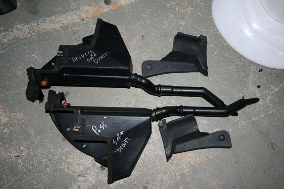 Soft Top Drains(R&amp;L)
