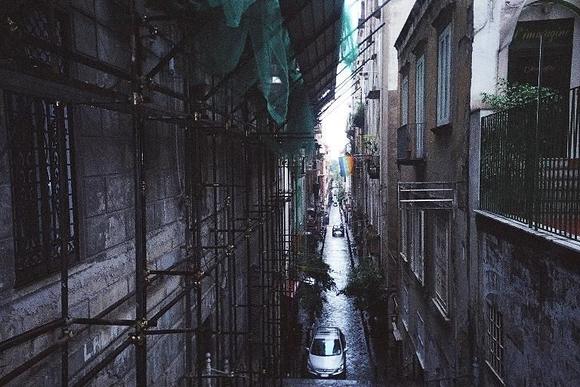Naples street.jpg