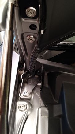 Upgraded APR fasteners hood hinge passenger side