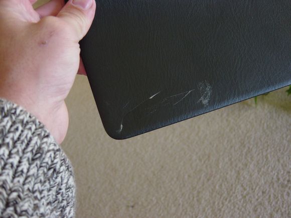 plastic piece broken 008.jpg