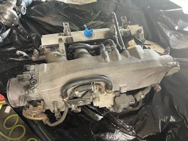 Engine - Intake/Fuel - 2001 Honda S2000 AP1 loaded intake manifold with TB, fuel rail, sensors, & injectors - Used - 2000 to 2003 Honda S2000 - Chalmette, LA 70043, United States