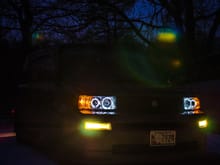 2006 Scion xB
Sonar Halo headlights
Factory fog lights with yellow overlay