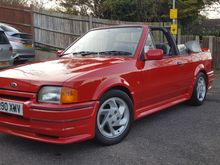 I do love an old ford!  Sold mine last year.
