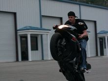 wheelie3