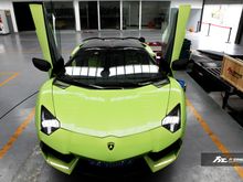 Lamborghini Aventador LP700